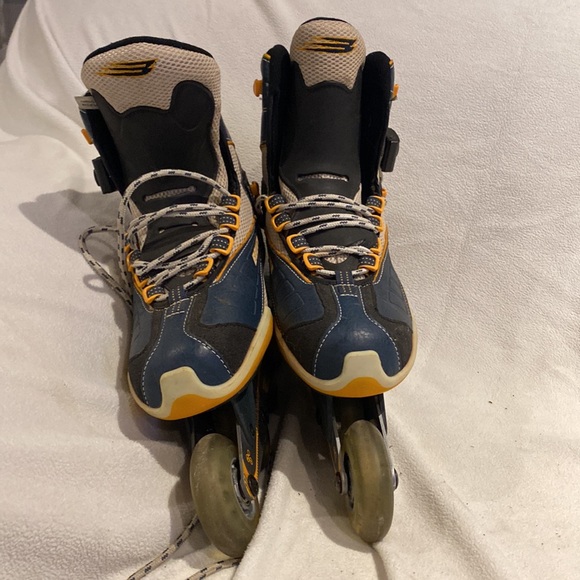 Rollerblades - Picture 2 of 3